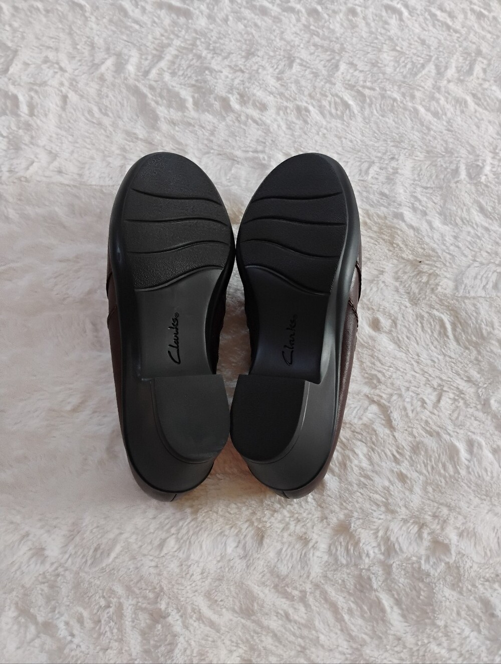 Clarks Collection Genette Curve Leather Side Zip Slip On Shoes - Picture 7 of 11
